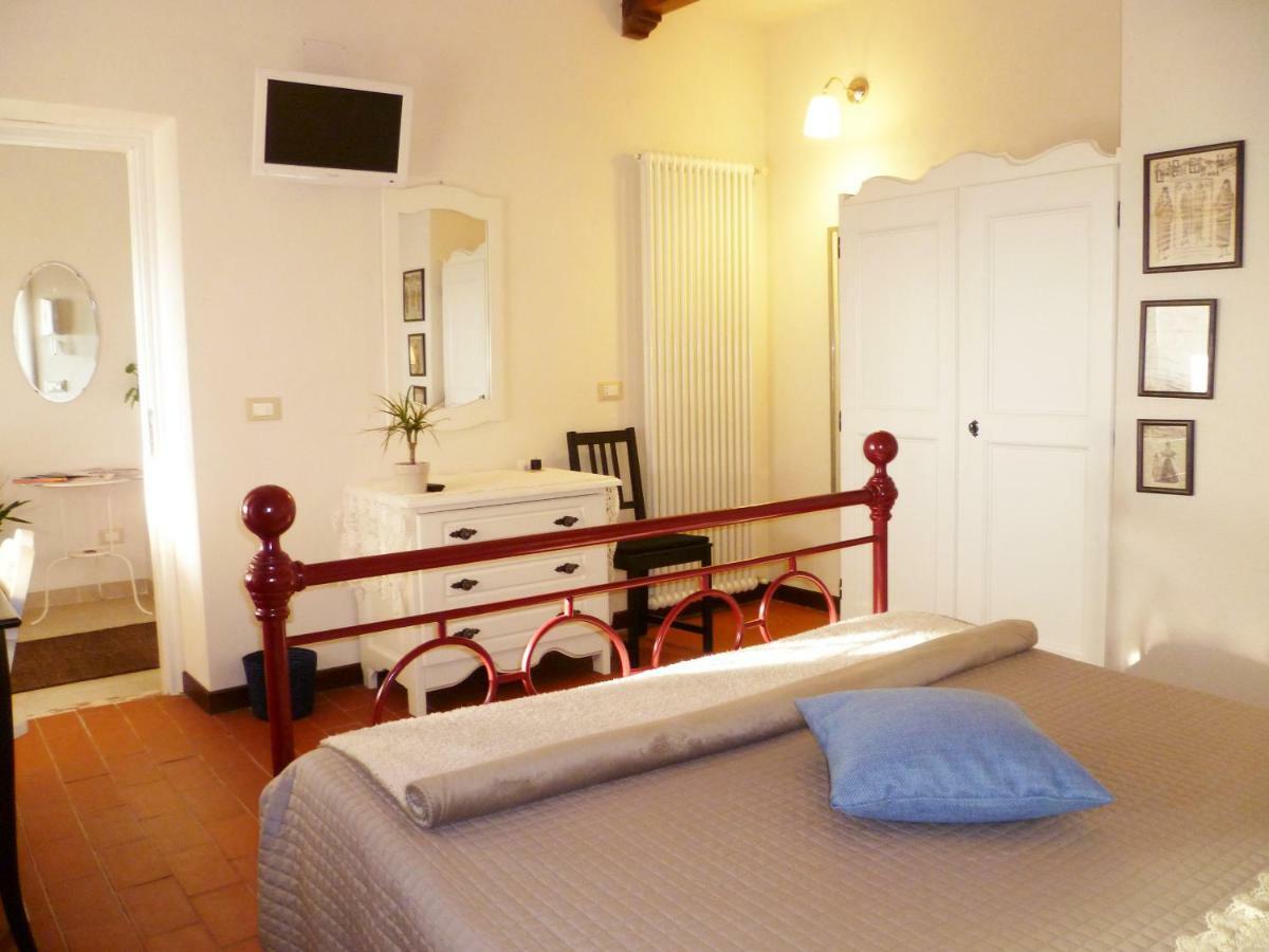 B&B Colle Di Terria Country House Contigliano Exterior photo