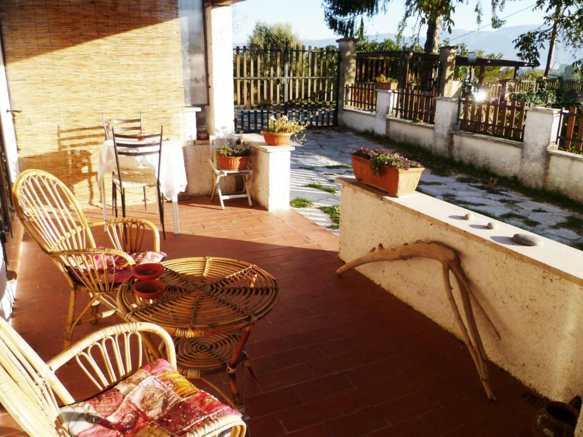 B&B Colle Di Terria Country House Contigliano Exterior photo